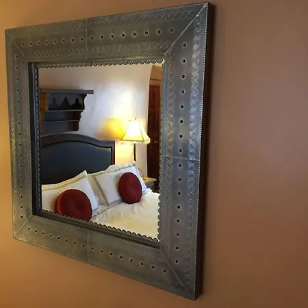 Casa De Tres Lunas/house Of Three Moons Inn 5*